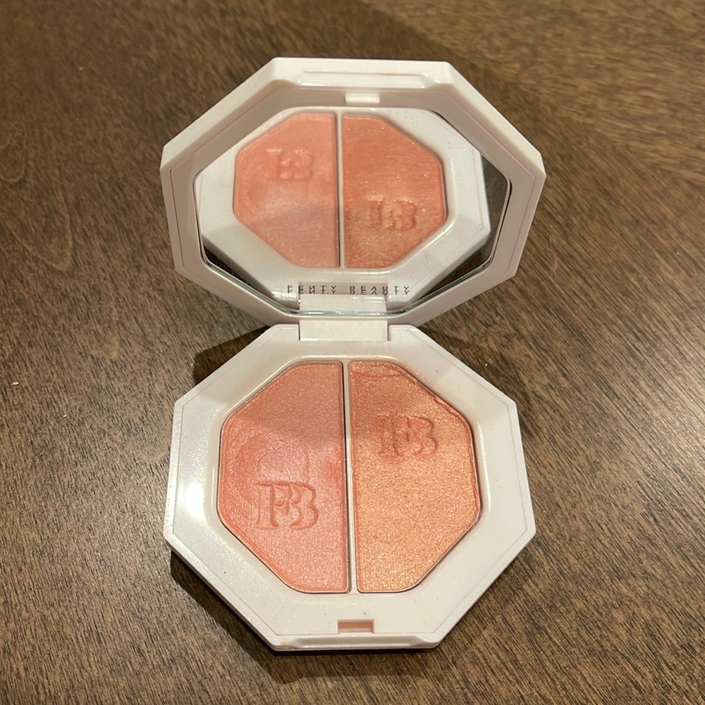 Fenty Beauty Killswatt highlighter in Girl Next Door / Chic Freak